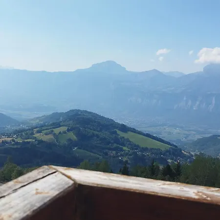 Rénové Au Pied Des Pistes Avec Balcon - Fr-1-771-49 Apartamento